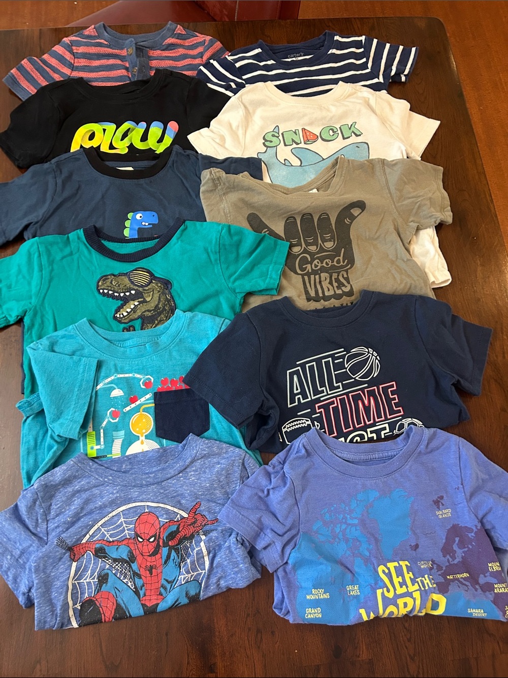 Assorted Boys' Graphic Tee 3T - Navy, Teal, Blue & Gray (11 Pack) Gently worn